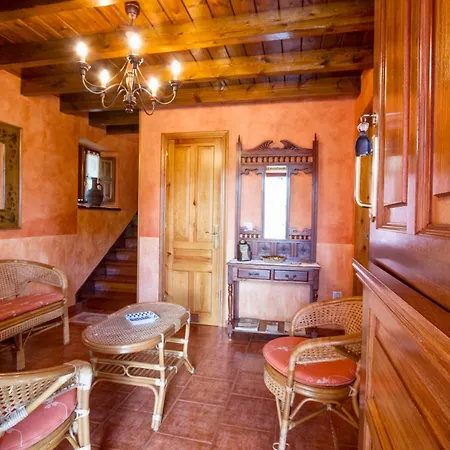 Casa Vacacional Miyares Nyaraló